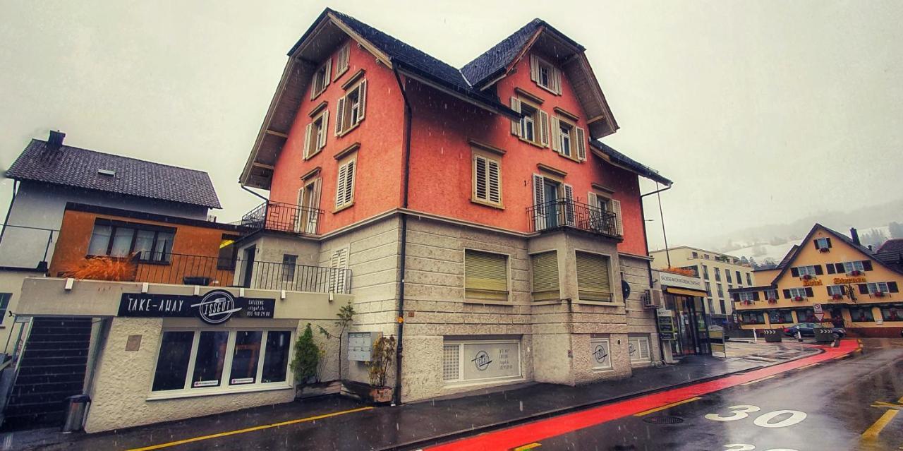 Sensi Living Station Apartment Pfäffikon Exterior photo